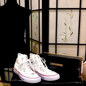 Converse Hightops - White